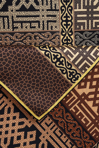 Kilim Bej-Turuncu Çift Taraflı Tivil İpek Eşarp 90x90