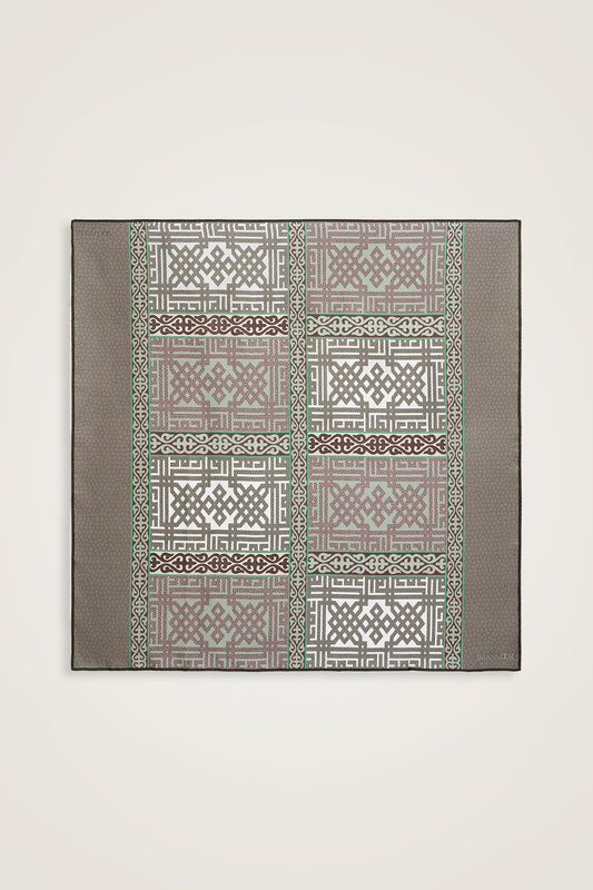 Kilim Yeşil-Bej Çift Taraflı Tivil İpek Eşarp 90x90