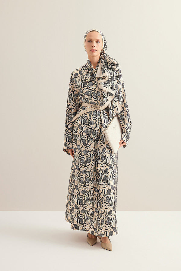 Pinecone Blossom Cream-Gray Neckline Twill Silk Dress