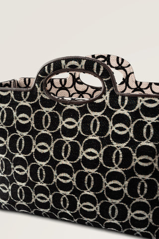 Monogram Dokuma Siyah Çanta