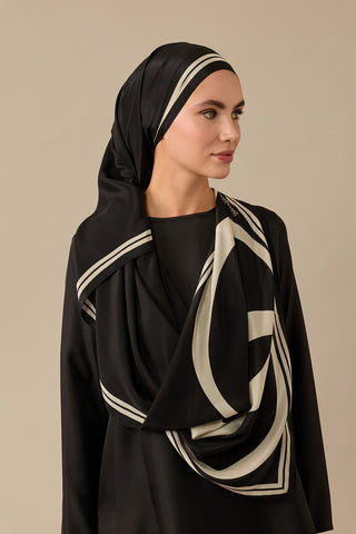 Noor Logo Siyah-Krem Krep İpek Şal 70x210
