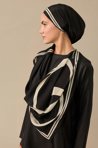 Noor Logo Siyah-Krem Krep İpek Şal 70x210