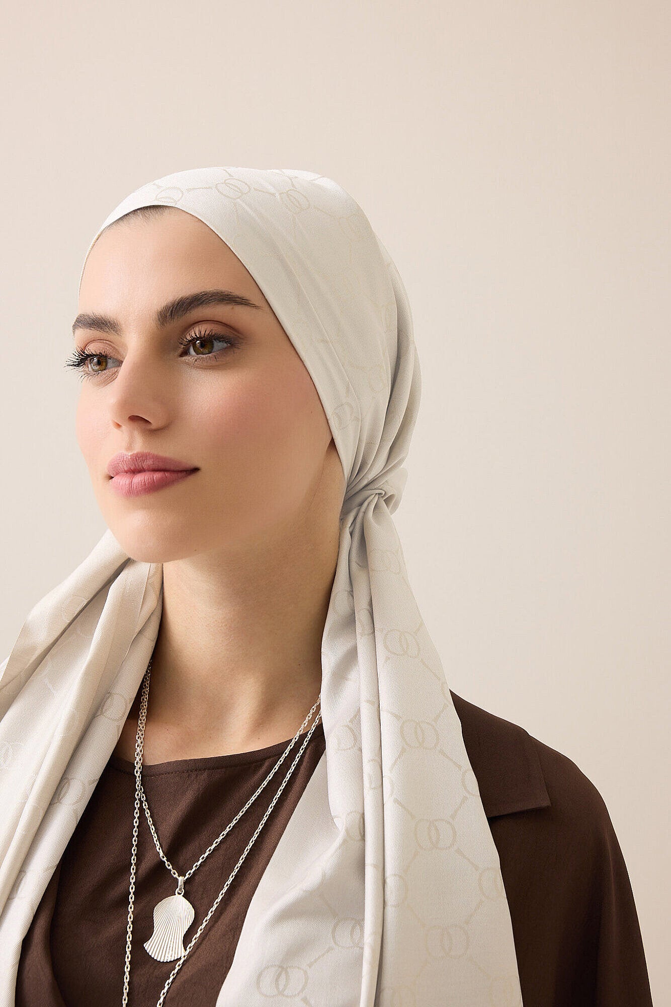 Noor Petek Kemik Jakarlı İpek Şal 70x200
