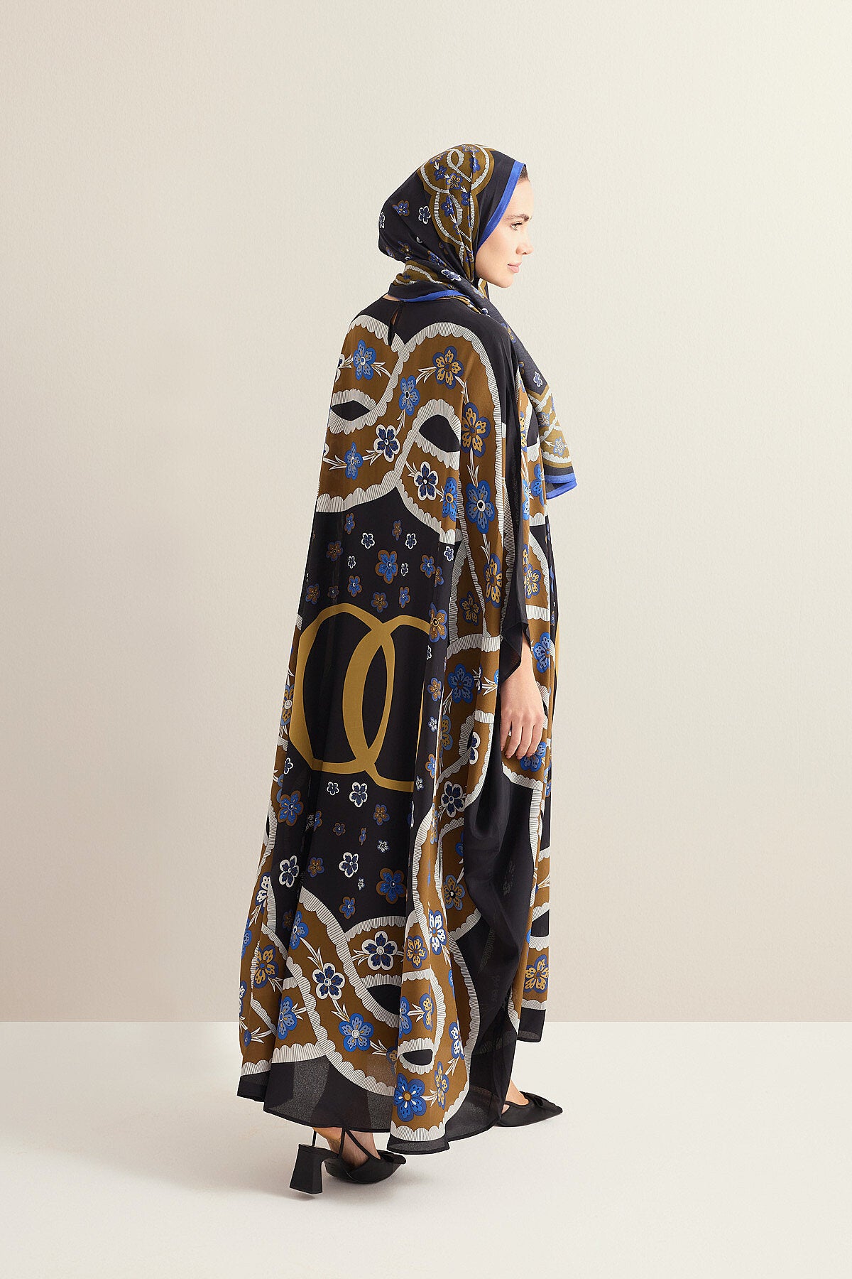 Örgü Siyah Krep İpek Kaftan
