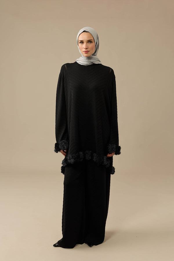Tassel Flower Black Knitted Long Blouse