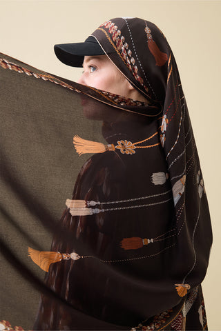 Püskül Noor Kahverengi Krep İpek Kaftan Şalı 70x210
