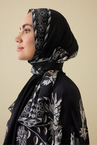 Şakayık Siyah-Gri Krep İpek Abaya Şalı 70x210