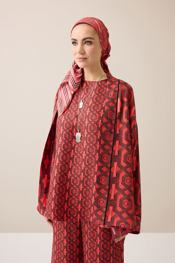 Seljuk-i Cage Red Silk Sleeveless Blouse