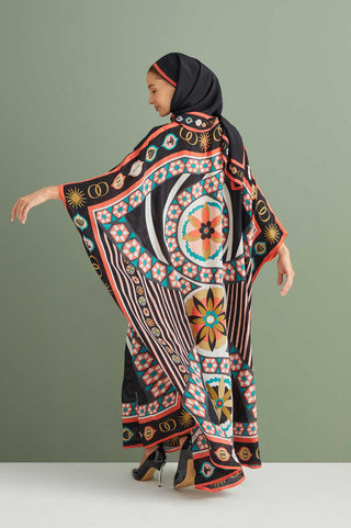Üç Papatya Mercan İpek Kaftan