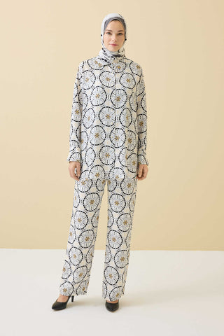 Yıldızlı Gece Beyaz Tivil İpek Pijama Gömlek