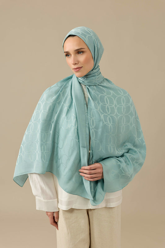 Yonca Logo Açık Mavi Naia Jakar İpek Şal 70x210